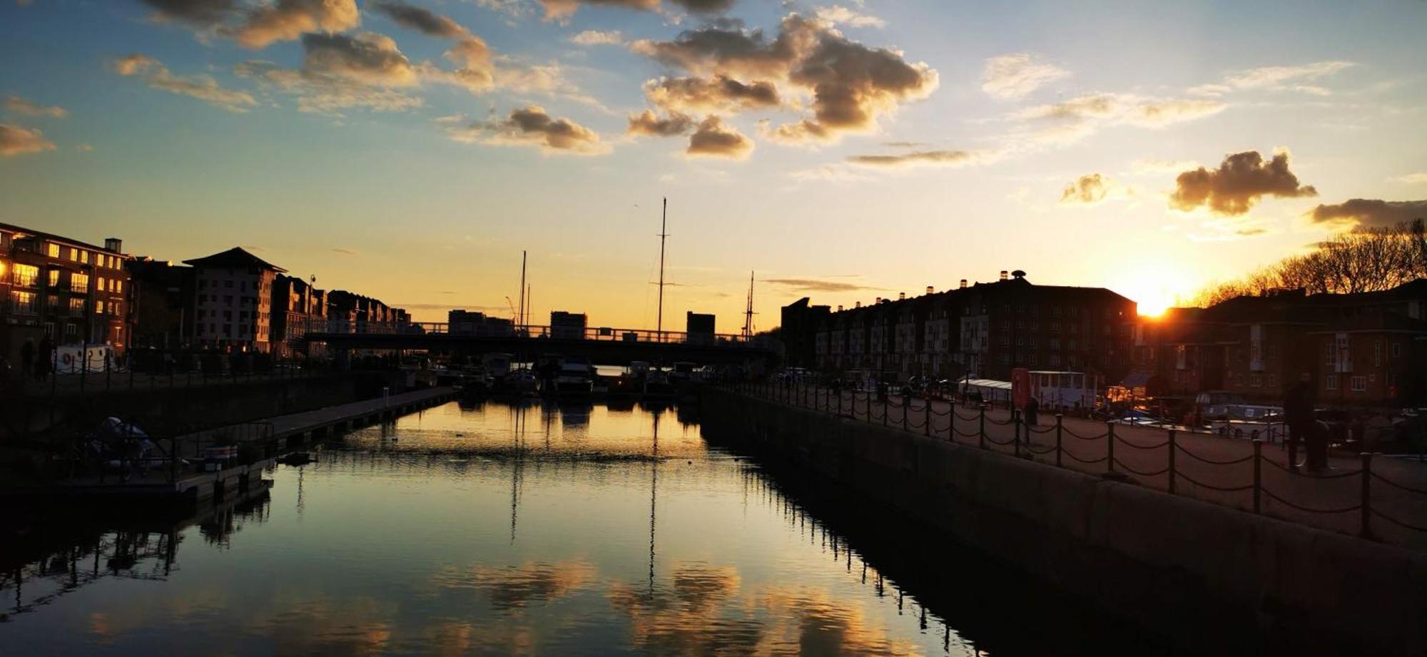 Riverside 1Br With Easy Transport 20Min To City Centre 伦敦 外观 照片